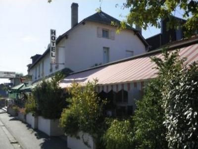Logis Auberge Des Vieux Chenes Malemort Dış mekan fotoğraf