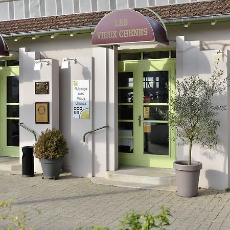 Logis Auberge Des Vieux Chenes Malemort Dış mekan fotoğraf